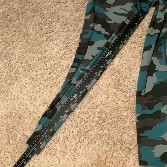 Lululemon Base Pace High-Rise Running Tight Heritage 365 Camo Tidewater Sz 4 - Picture 9 of 11